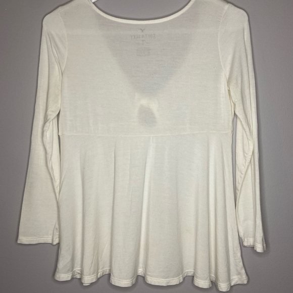 American Eagle off-white top - Picture 3 of 4